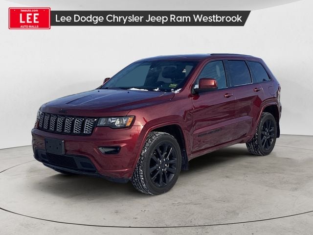 2018 Jeep Grand Cherokee Altitude's photo