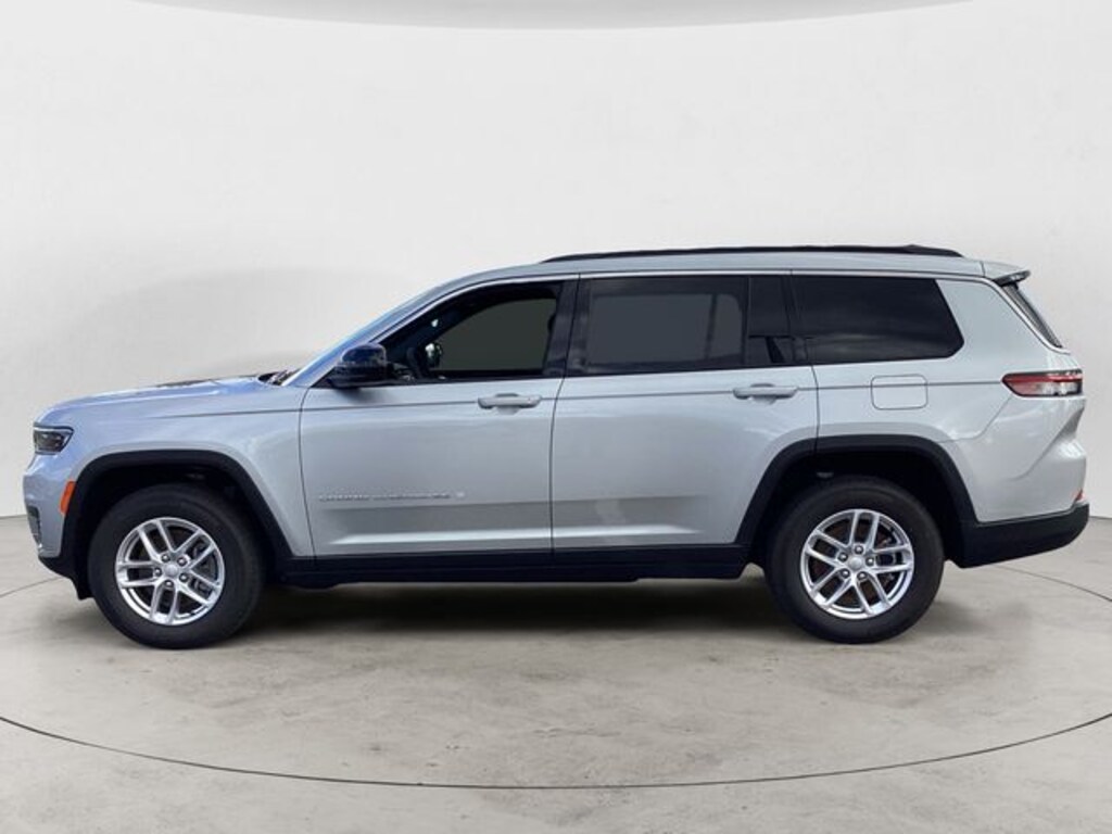 New 2025 Jeep Grand Cherokee L LAREDO 4X4 Sport Utility