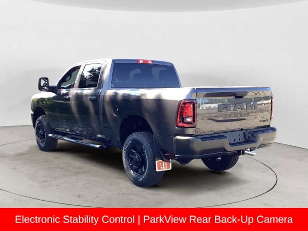 New 2026 Ram 2500 TRADESMAN CREW CAB 4X4 6'4 BOX Pickup