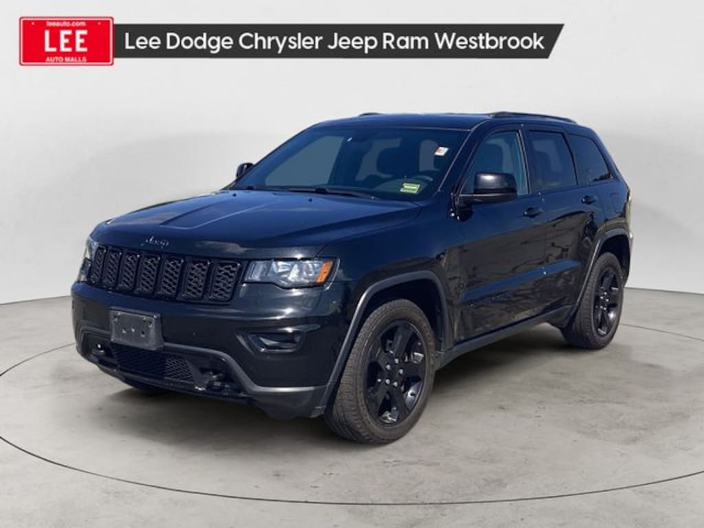 Used 2018 Jeep Grand Cherokee Laredo SUV