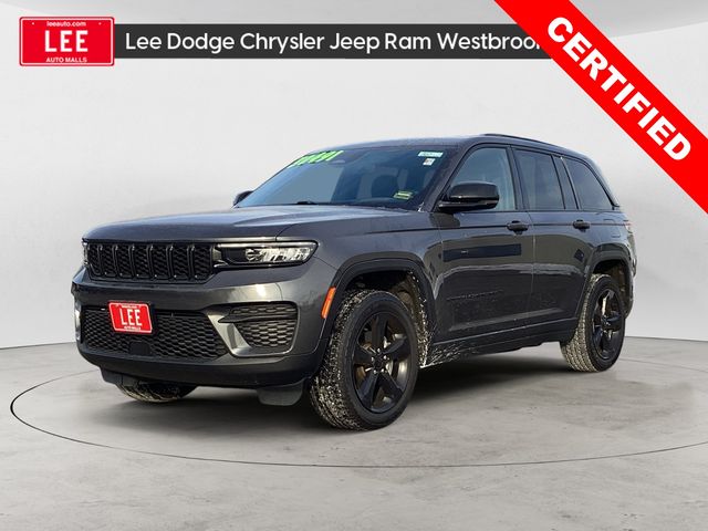 2022 Jeep Grand Cherokee Altitude's photo