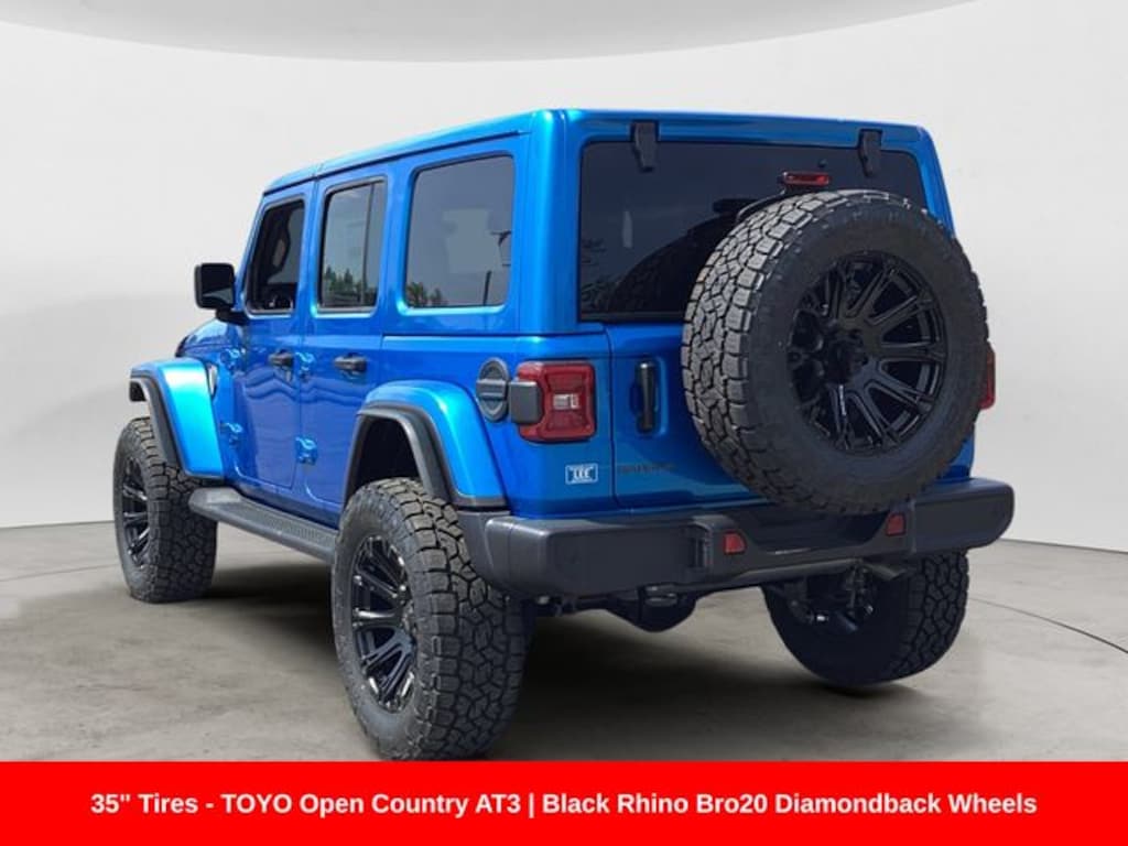 New 2026 Jeep Wrangler 4-DOOR SAHARA Sport Utility