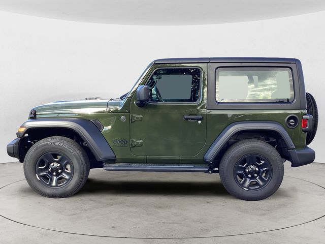 2022 Jeep Wrangler Sport photo 2