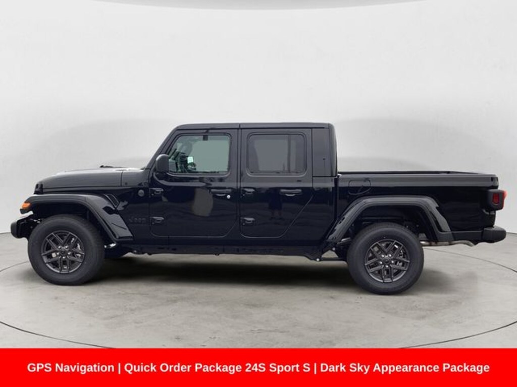 New 2025 Jeep Gladiator SPORT S 4X4 Pickup