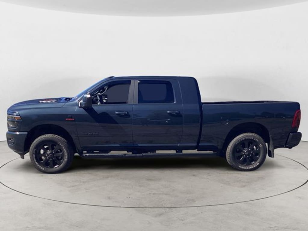 New 2026 Ram 3500 LARAMIE MEGA CAB 4X4 6'4 BOX Pickup