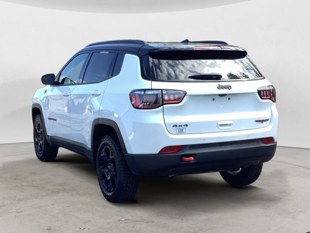 Used 2024 Jeep Compass Trailhawk SUV