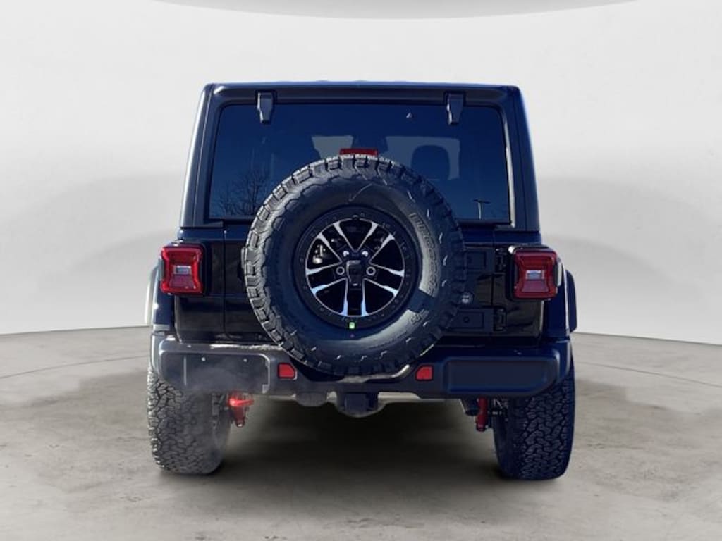 New 2026 Jeep Wrangler 4-DOOR RUBICON Sport Utility