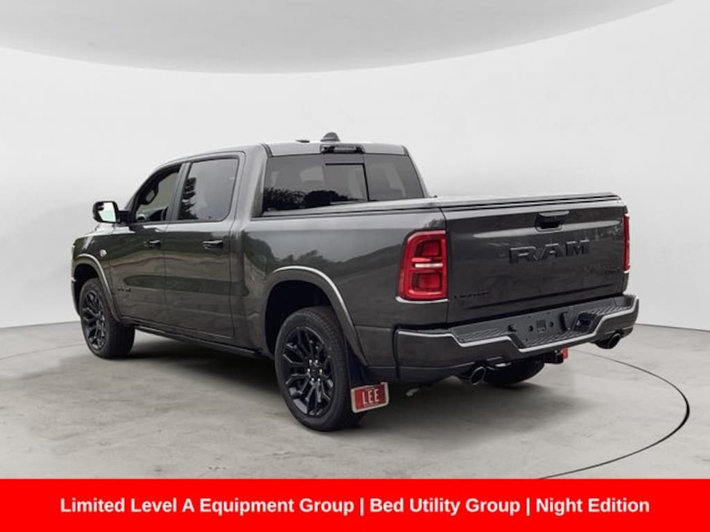 New 2026 Ram 1500 LIMITED CREW CAB 4X4 5'7 BOX Pickup