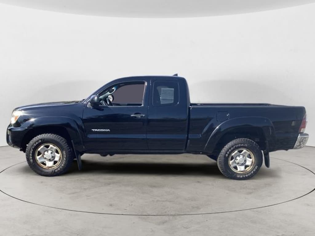 Used 2014 Toyota Tacoma Base Truck