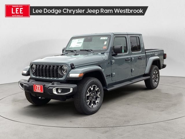 2026 Jeep Gladiator Sahara Auto's photo