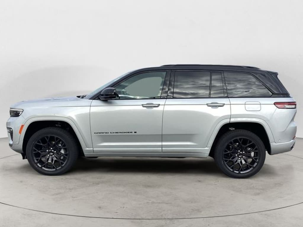 New 2025 Jeep Grand Cherokee SUMMIT 4X4 Sport Utility
