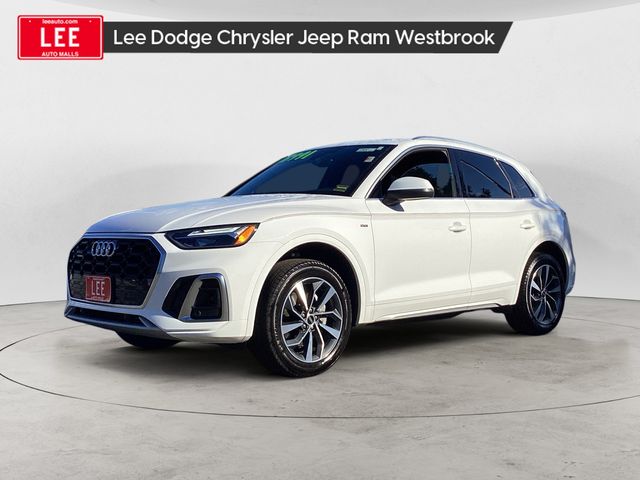 2022 Audi Q5 Premium