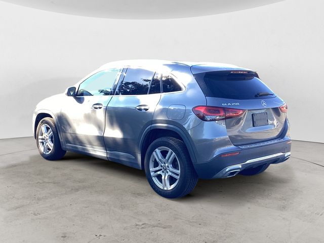 2021 Mercedes Benz GLA 250 4MATIC photo 3