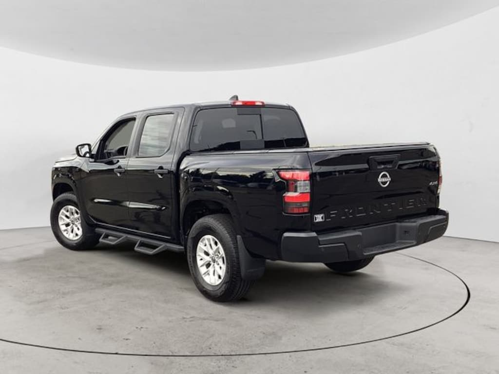 Used 2025 Nissan Frontier S Truck