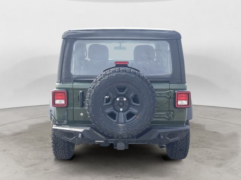 Used 2021 Jeep Wrangler Sport SUV