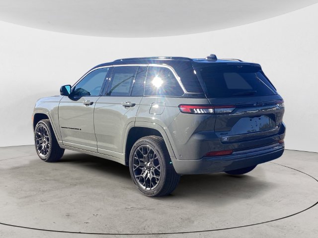 New 2027 Jeep Grand Cherokee SUMMIT 4X4 Sport Utility