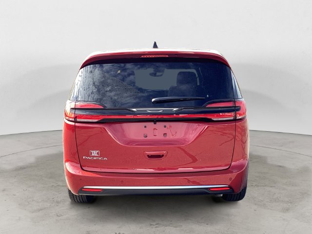New 2027 Chrysler Pacifica SELECT Passenger Van