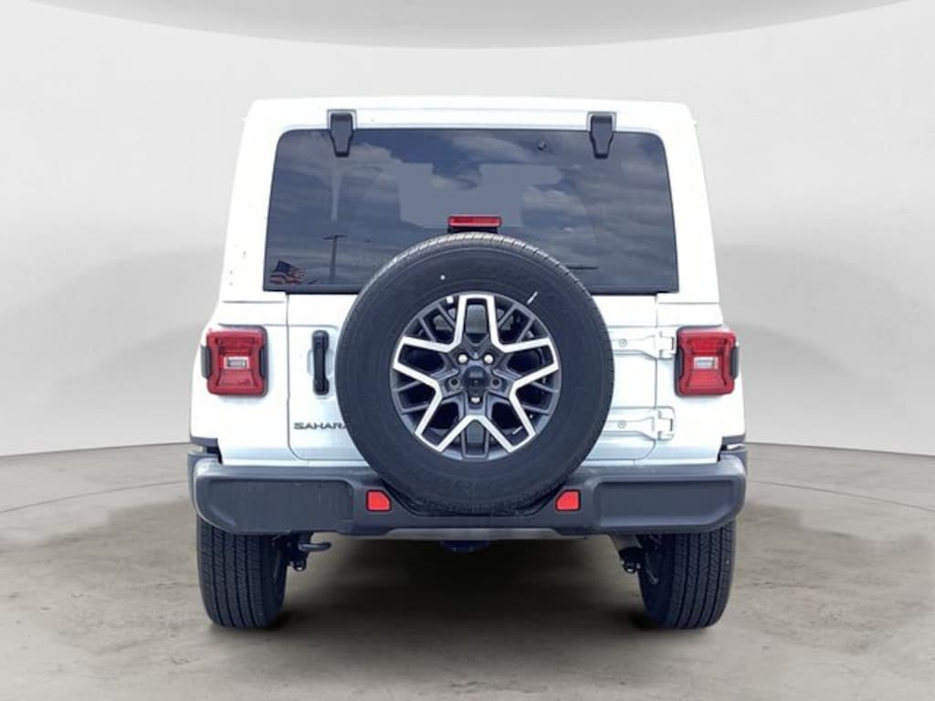 Used 2025 Jeep Wrangler Sahara SUV