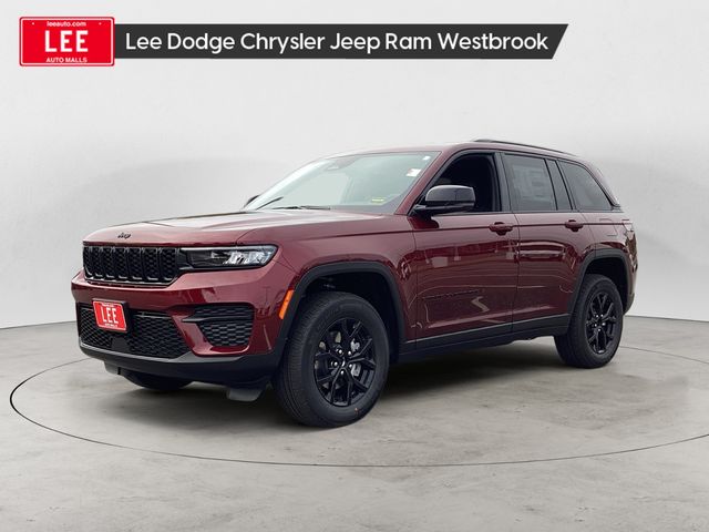 2025 Jeep Grand Cherokee Altitude's photo