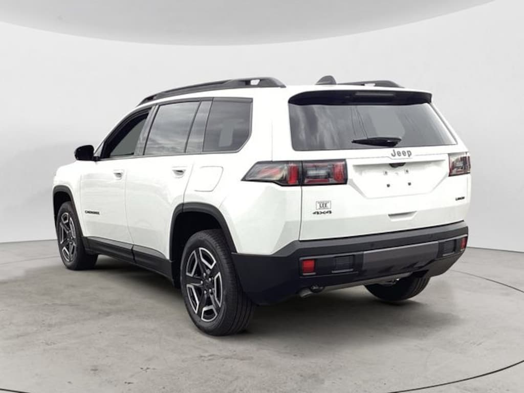 New 2026 Jeep Cherokee LAREDO 4X4 Sport Utility