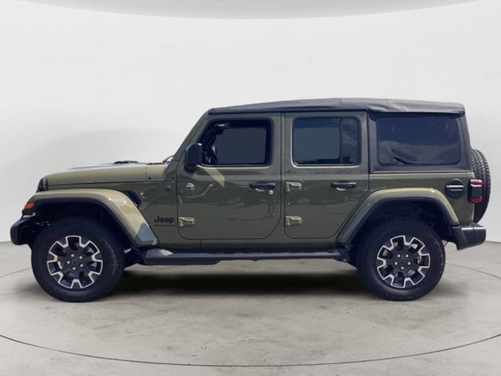 New 2026 Jeep Wrangler 4-DOOR SAHARA Sport Utility