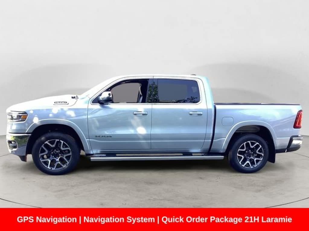 New 2026 Ram 1500 LARAMIE CREW CAB 4X4 5'7 BOX Pickup