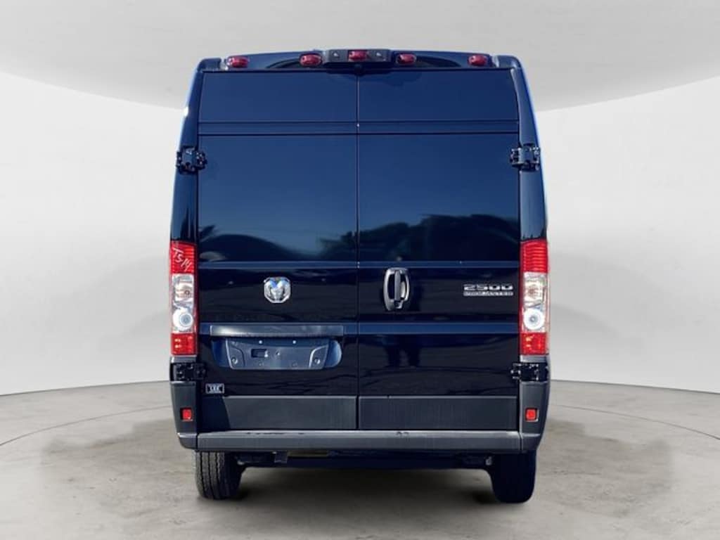 New 2025 Ram ProMaster PROMASTER 2500 TRADESMAN CARGO VAN HIGH ROOF 136' Cargo Van