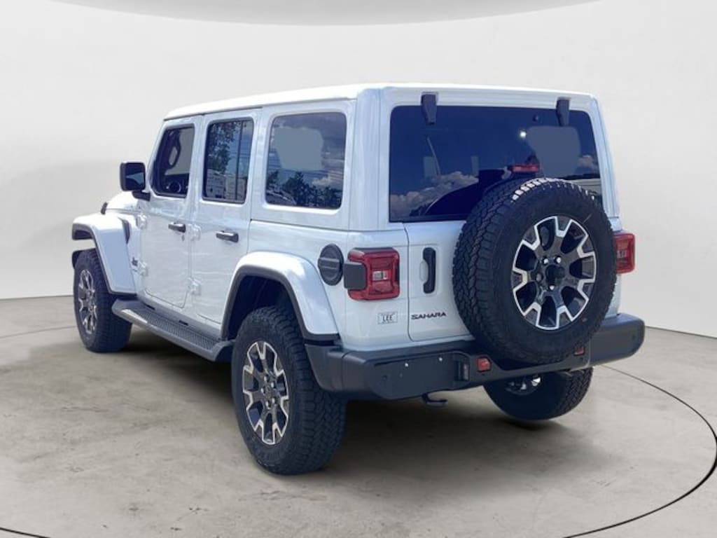 New 2026 Jeep Wrangler 4-DOOR SAHARA Sport Utility