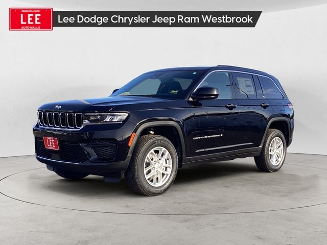 2025 Jeep Grand Cherokee Laredo's photo