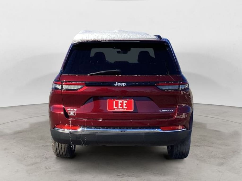 New 2025 Jeep Grand Cherokee LAREDO X 4X4 Sport Utility