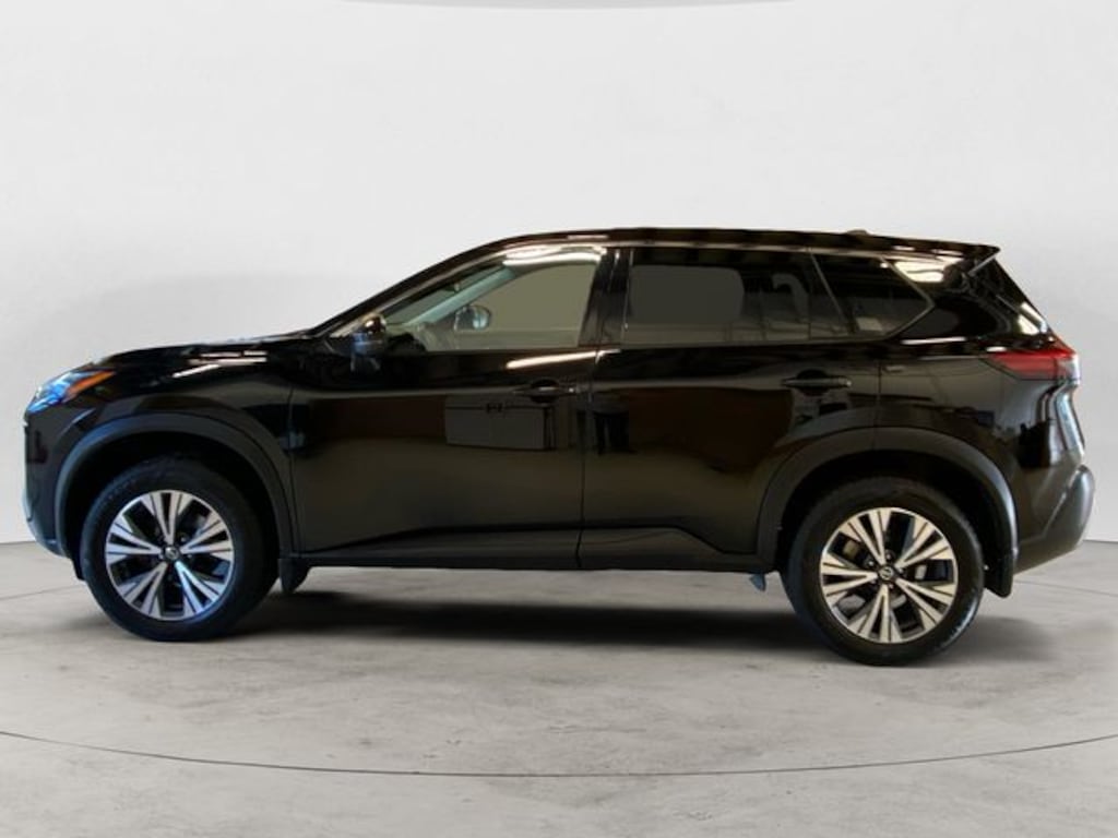 Used 2021 Nissan Rogue SV SUV