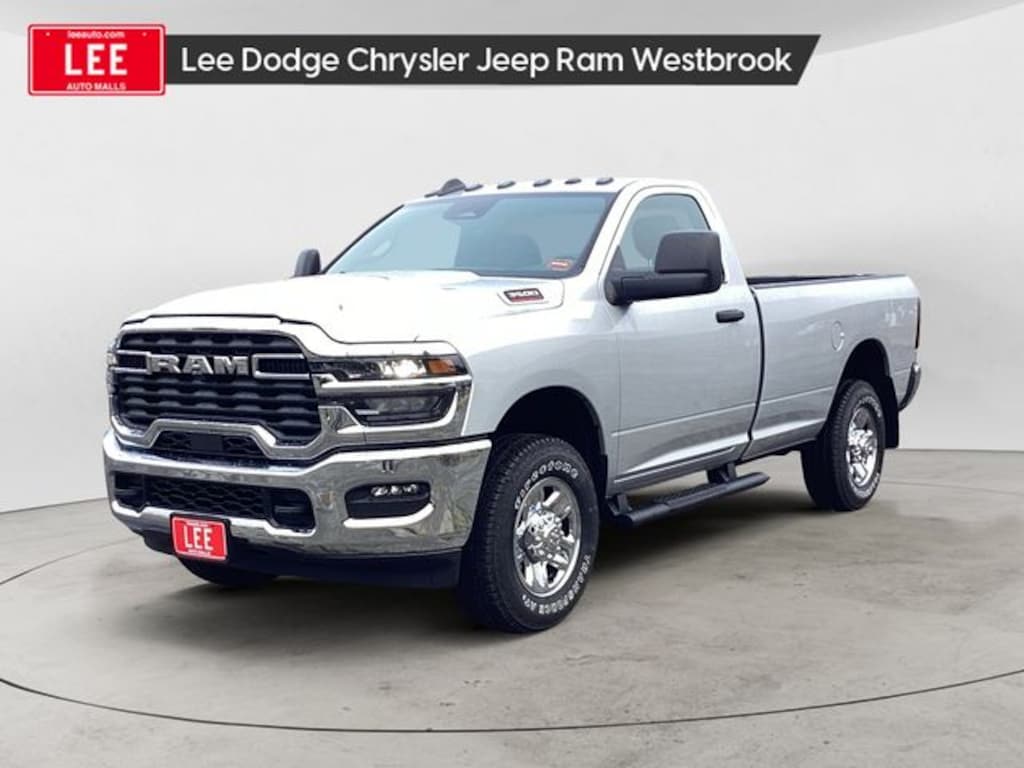 New 2026 Ram 3500 TRADESMAN REGULAR CAB 4X4 8' BOX Pickup