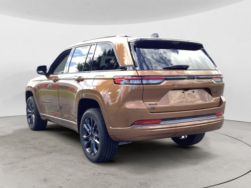 New 2026 Jeep Grand Cherokee LIMITED RESERVE 4X4 Sport Utility