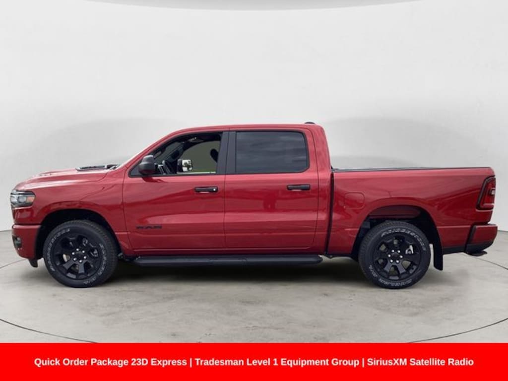 New 2026 Ram 1500 EXPRESS CREW CAB 4X4 5'7 BOX Pickup