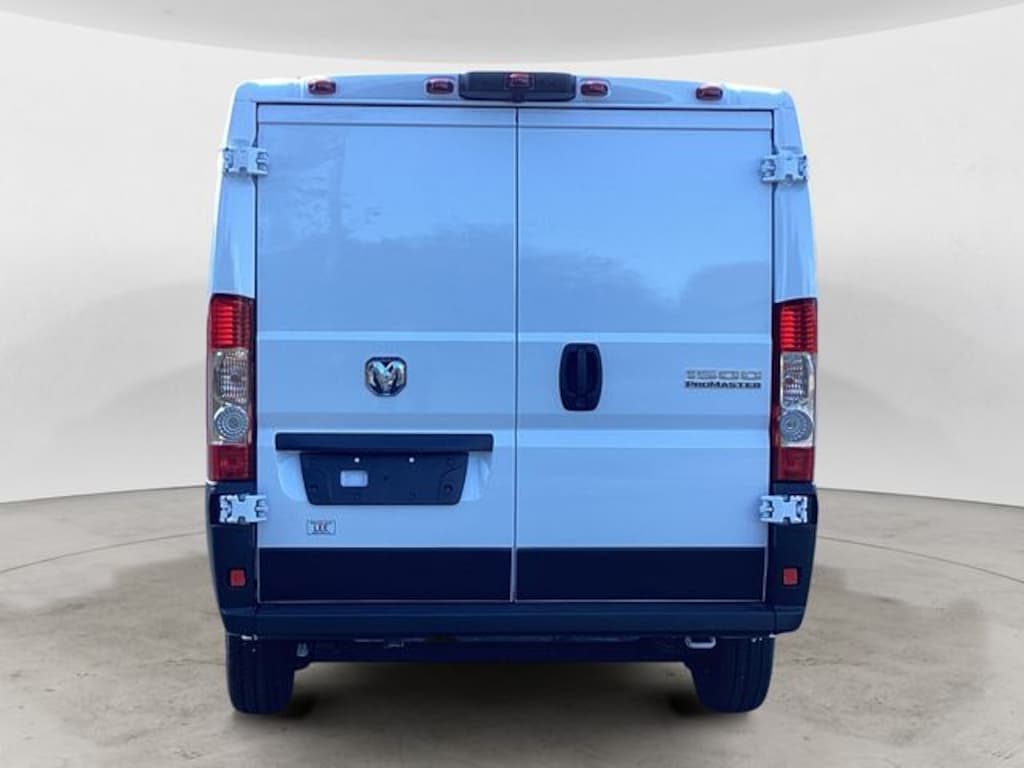 New 2025 Ram ProMaster PROMASTER 1500 TRADESMAN CARGO VAN LOW ROOF 118' W Cargo Van