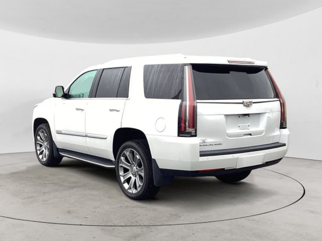 Used 2020 Cadillac Escalade Luxury SUV