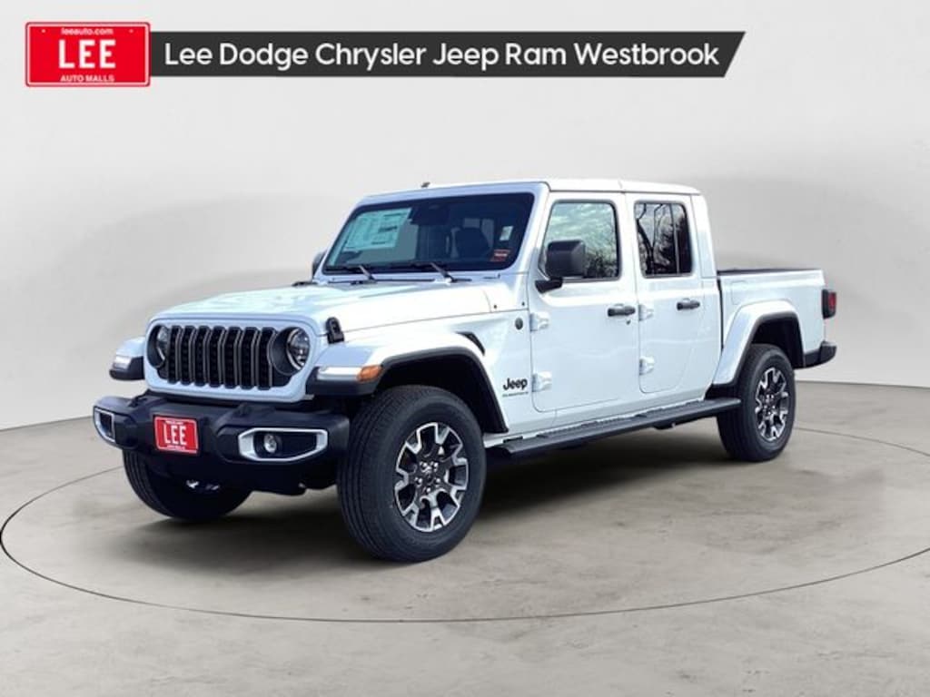New 2026 Jeep Gladiator SAHARA 4X4 Pickup