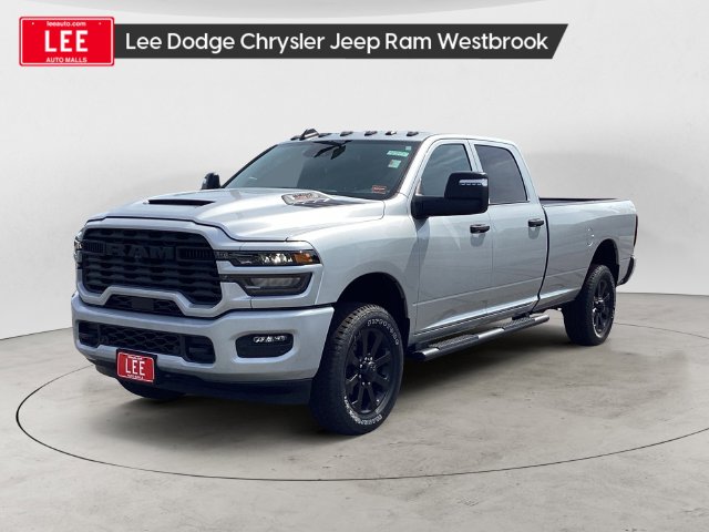 2026 Ram 2500 BLACK EXPRESS CREW CAB 4X4 8' BOX Pickup