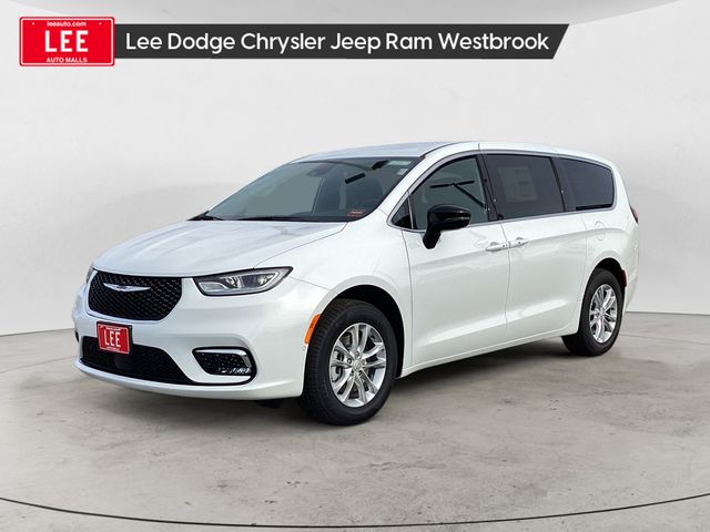 2026 Chrysler Pacifica Passenger Van 