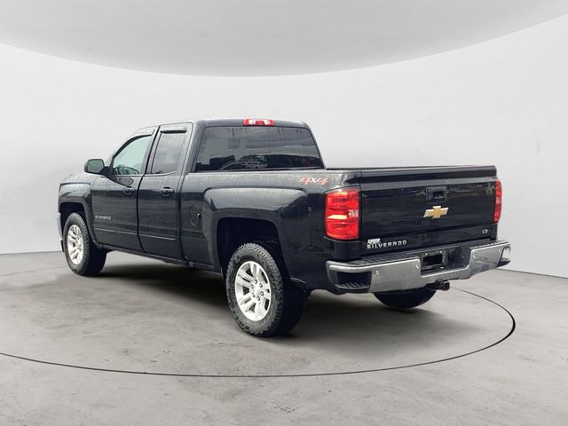 2019 Chevrolet Silverado 1500 LT photo 3