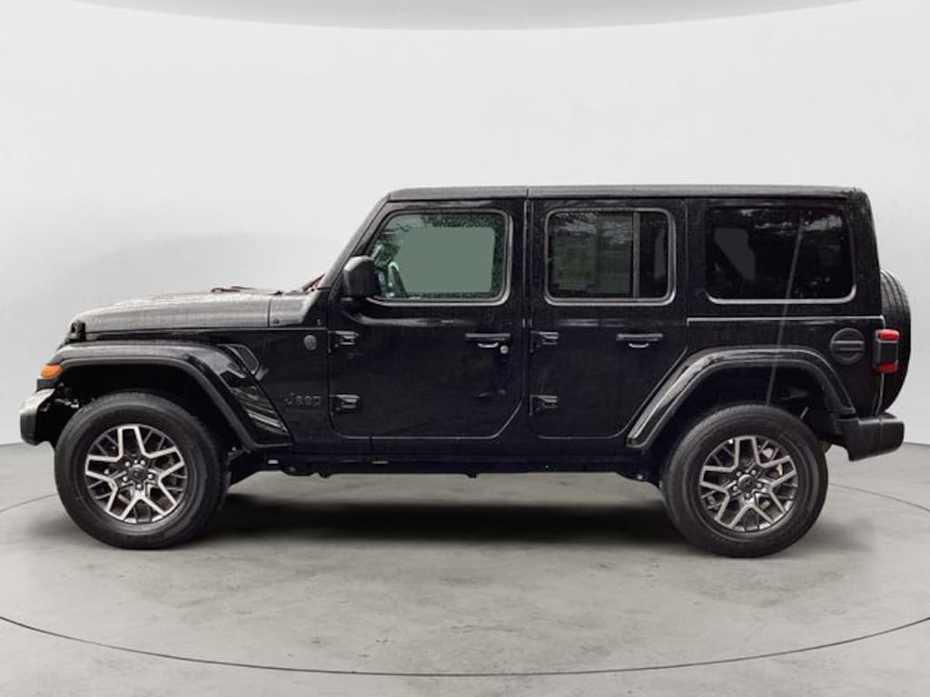 Certified 2025 Jeep Wrangler Sahara SUV