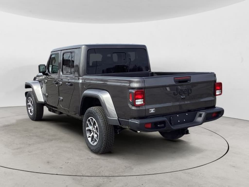 New 2026 Jeep Gladiator SPORT S 4X4 Pickup