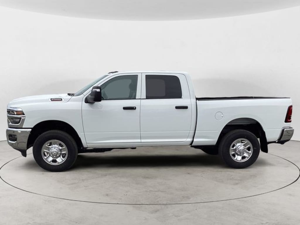 New 2026 Ram 2500 TRADESMAN CREW CAB 4X4 6'4 BOX Pickup