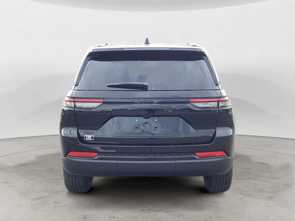 New 2025 Jeep Grand Cherokee ALTITUDE X 4X4 Sport Utility