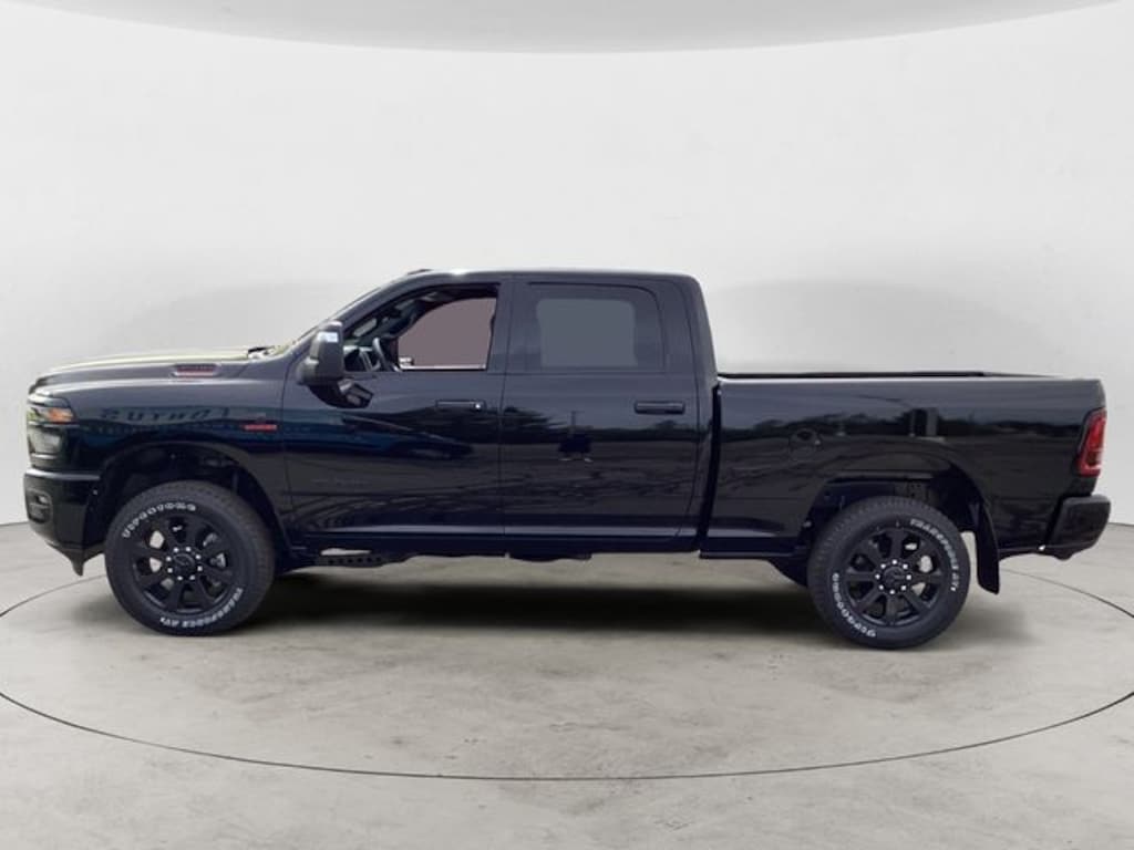 New 2026 Ram 3500 BIG HORN CREW CAB 4X4 6'4 BOX Pickup
