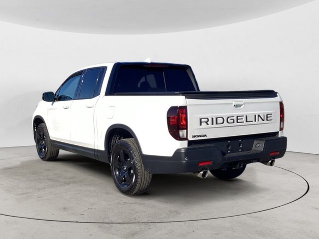 Used 2025 Honda Ridgeline Black Edition Truck