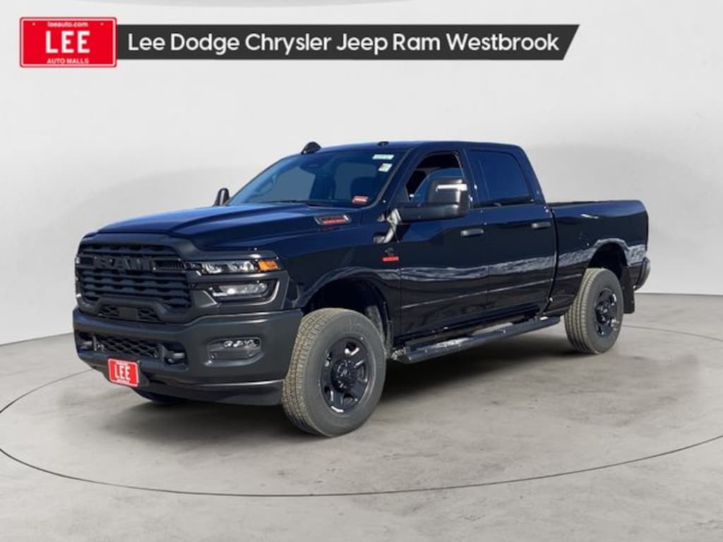 New 2026 Ram 3500 TRADESMAN CREW CAB 4X4 6'4 BOX Pickup