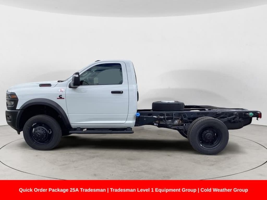 New 2026 Ram 5500 TRADESMAN CHASSIS REGULAR CAB 4X4 60' CA Pickup