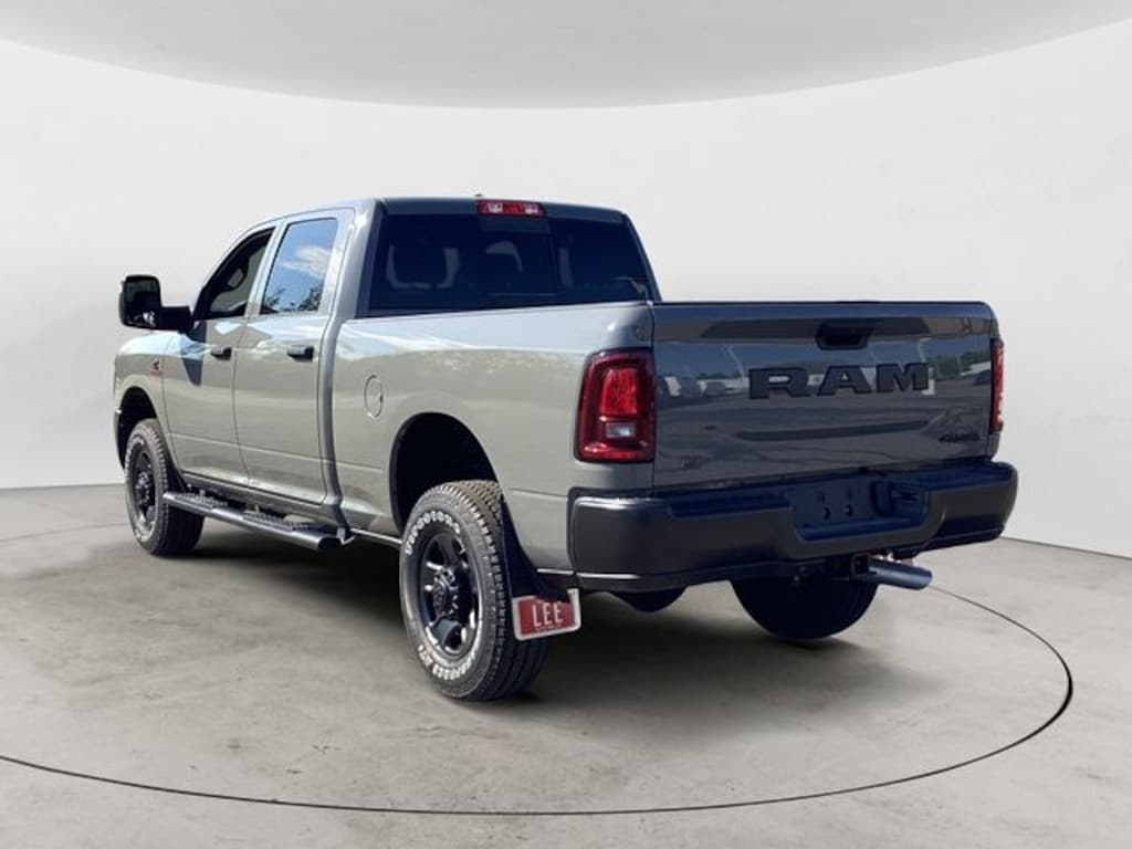 New 2026 Ram 2500 TRADESMAN CREW CAB 4X4 6'4 BOX Pickup