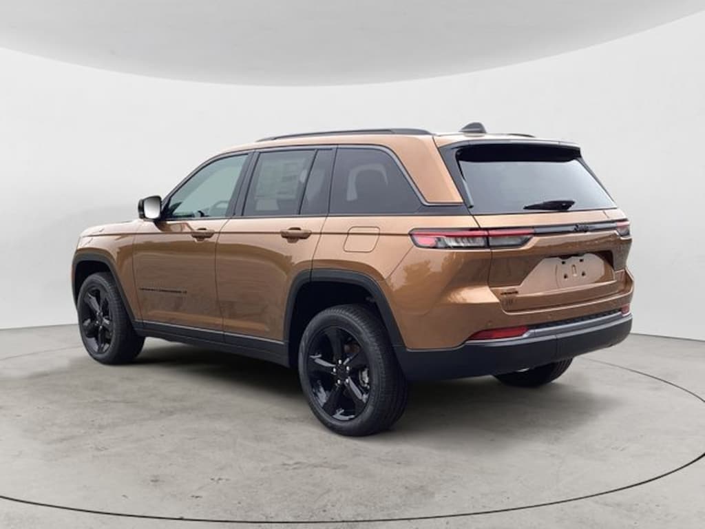 New 2026 Jeep Grand Cherokee LIMITED 4X4 Sport Utility